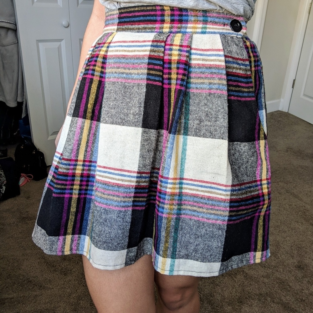 American Apparel skirt - Picture 2 of 4